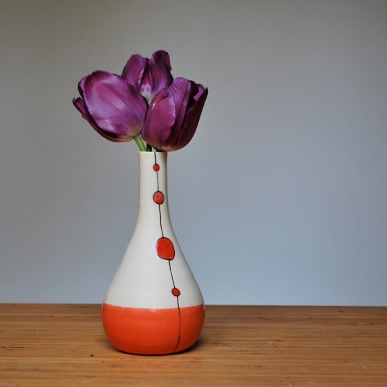 vase, round, md, dots, red